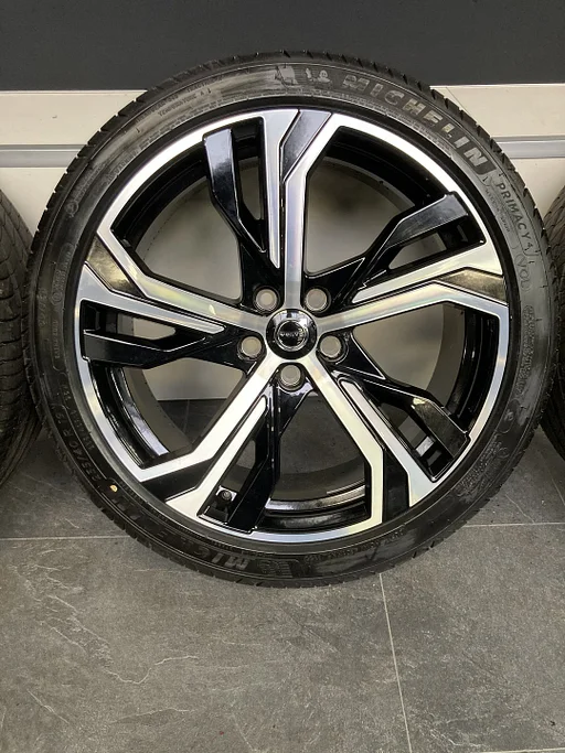 19” originele Volvo V60 / S60 velgen + banden 5x108 32271991