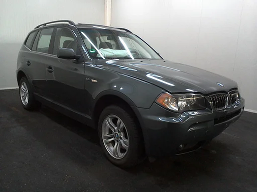 BMW X3 voorkop E83 2008 (bumper heeft schade)