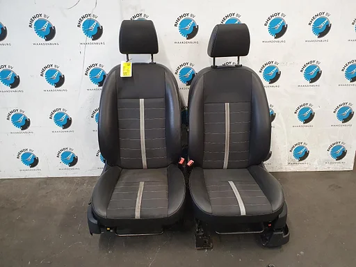 Ford Kuga interieur 2010 half leder
