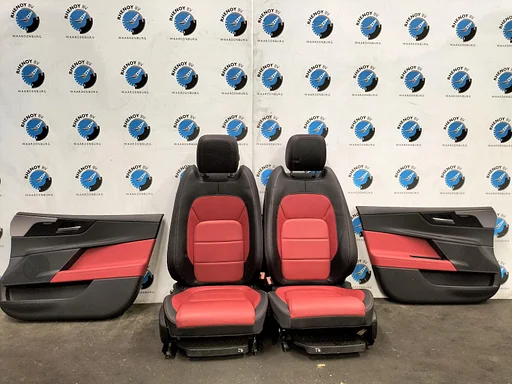 Jaguar XE 2017 RHD Sport interieur van zgan engels voertuig