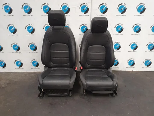 Jaguar E-Pace leder interieur zwart 2020 pas 15000 km