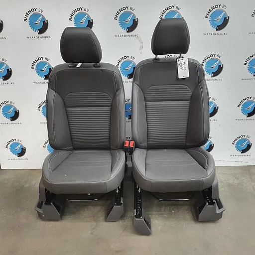 Kuga Interieur half leder 2018