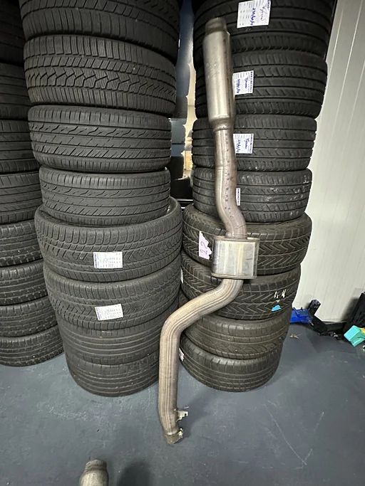 BMW F Serie middenpijp / middendempers Origineel BMW F30 F36 F31 F32