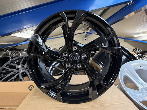 NIEUW 18inch Audi VW Seat NEW RS Style Velgen 5x112