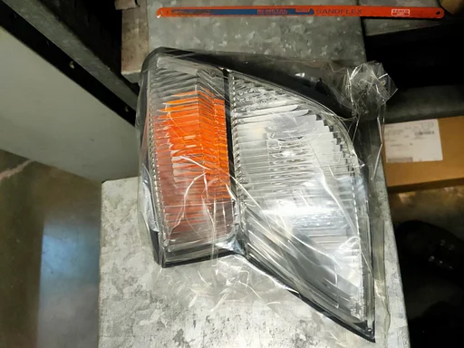 Nissan Patrol Y61 Knipperlicht Links 26115VB129