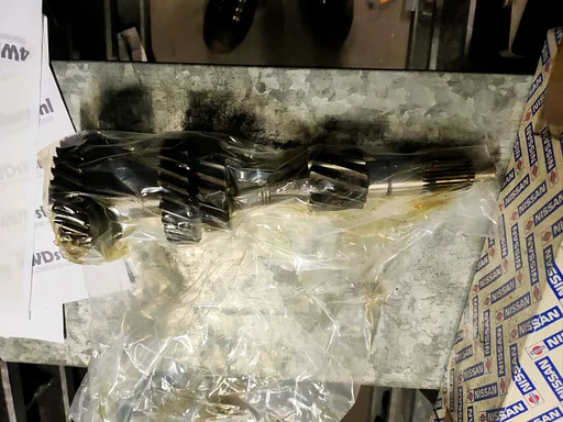 Nissan Patrol 160 Torenas 32213C8500