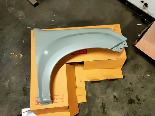 Isuzu D-max Spatbord Zijscherm 8981810300 Rechts voor