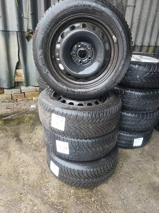 Volkswagen Passat Velgen + MICHELIN Winterbanden M+S