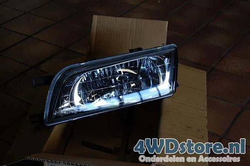 Koplamp Links - Nissan Almera N15 - 260602N328