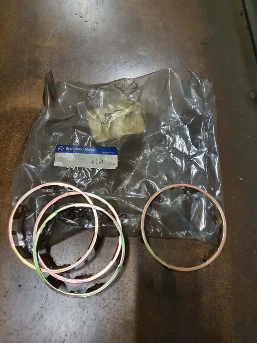 4156505100 - SPRING-HUB CAP Ssangyong