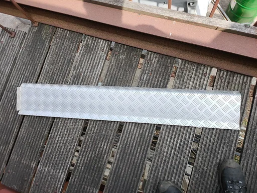 Overzet deel achterbumper tussenstuk Nissan Patrol Y61