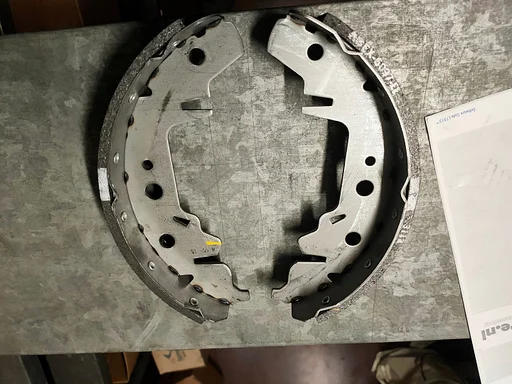 Chrysler Voyager Remschoenset 04883833AA