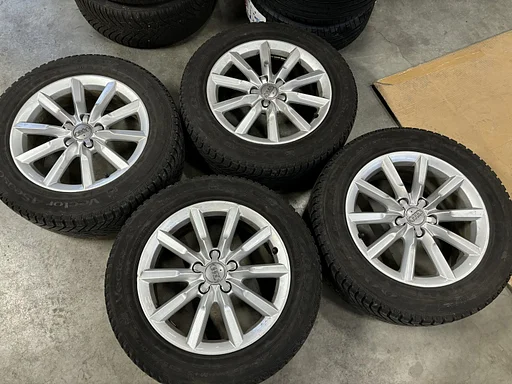 All-Season banden Audi Q3 235/55 R17 Goodyear 5x112