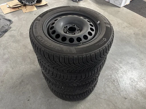 Winterbanden Mercedes A-Klasse 205/60 R16 Michelin + TPMS