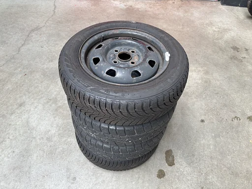 Winterbanden + velgen Hyundai Atos 165/65 R13