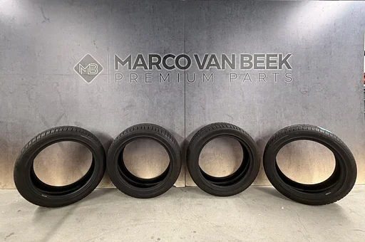 19 Inch Pirelli winterbanden set van 4