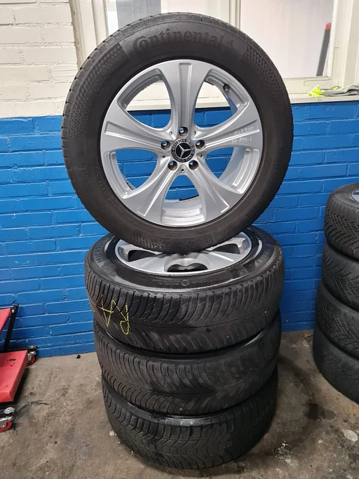 Mercedes GLC winterset 235 60 18 origineel