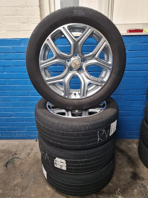 Mitsubishi Outlander zomerset 225 55 18 origineel