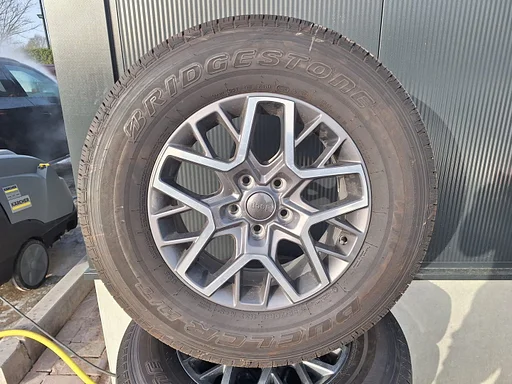 Lichtmetalen velgen 18 inch, winterbanden , Jeep Wrangler