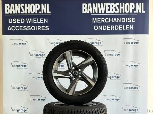 VOLVO V40/C30/S40/V50 Winterwielen set 16 inch IXION 31660913