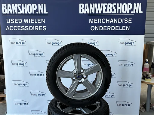 Volvo V40/C30/V50/S40 Matres 16 inch winter wielenset 31317285