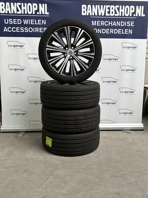 Volvo V/S90 Aluminium velgenset "10-spaaks Black Diamond Cut" 8,5 x 19"32243393