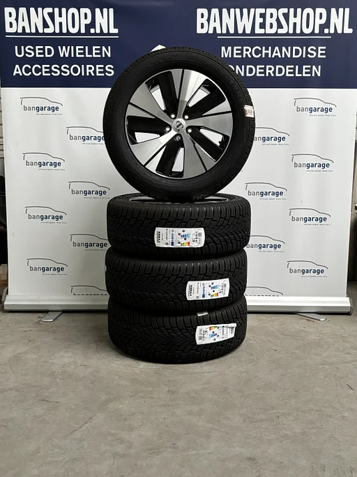 Volvo XC40 winter wielenset "5-spaaks Black Diamond Cut" 7,5 x 18" 31680403