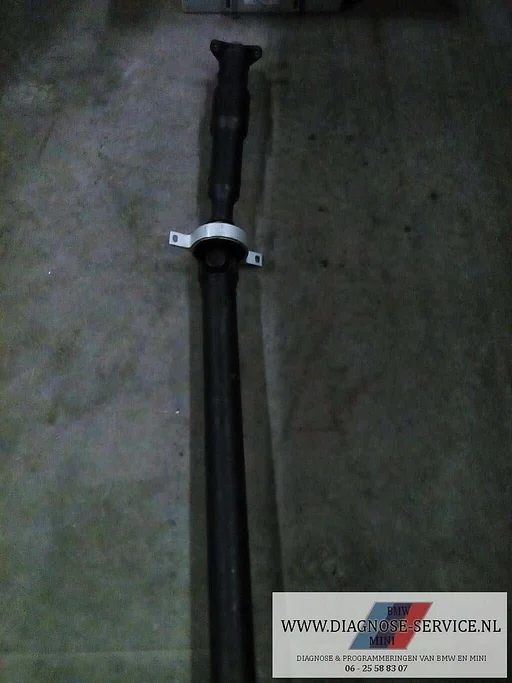 BMW 3 serie F30 of 31 4 serie f32 f33 f36 cardanas X drive orig num   8642910 van 07-2015