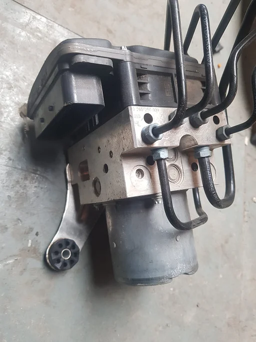 Bmw 5er F10 F11 abs dsc pomp 34516797045