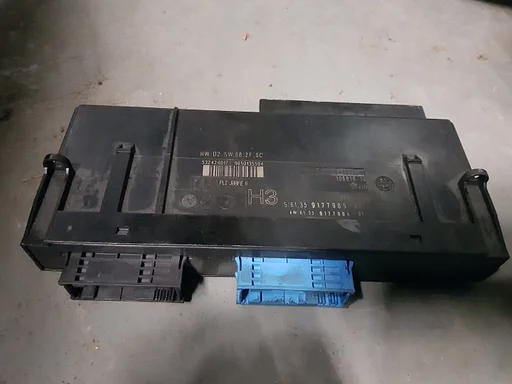 BMW 1er E81 E87 3er E90 JUNCTION BOX MODULE  H3 6135 9177985