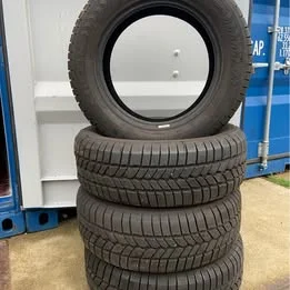 4x Michelin 215 60 16 Verzwaarde winterbanden 8.8 en 7,8 mm