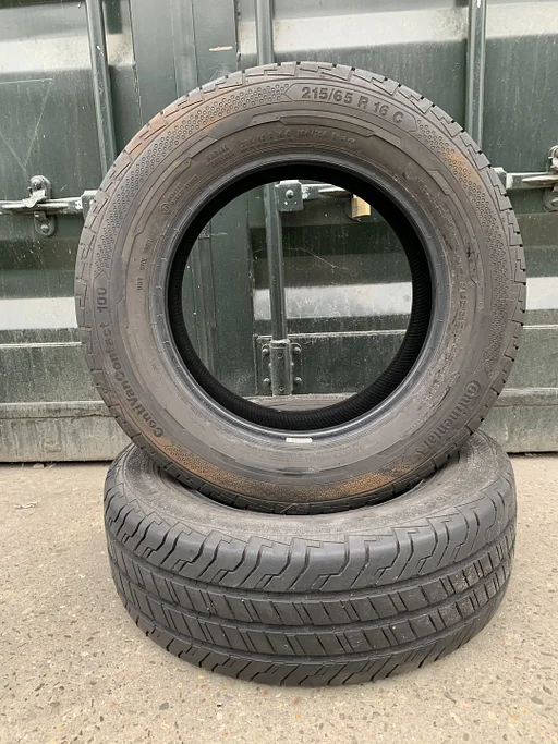 2x Continental 215 65 16C verzwaarde zomerbanden met 8.4 mm
