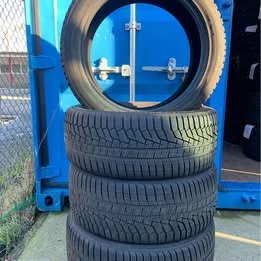 4x Hankook 245 45 19 Winterbanden met 6.5 en 5,5 mm
