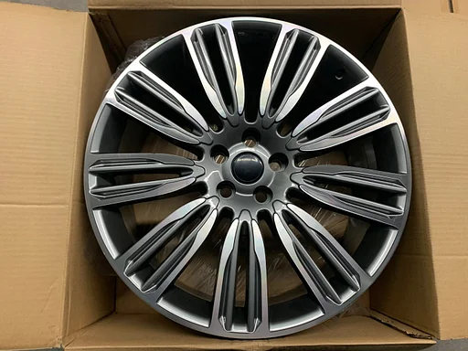 Nieuw Antraciet 22 inch Range Rover Winterset incl Vredestein