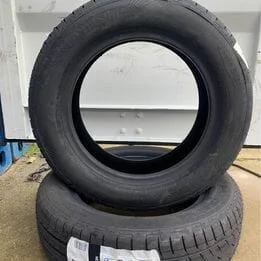 2x Nieuwe Vredestein 185 65 15 zomerbanden