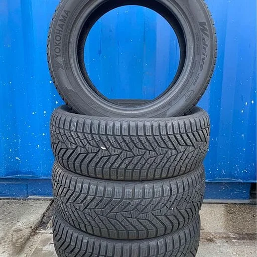 4x Yokohama W drive 205 55 16 winterbanden met 7,8 m