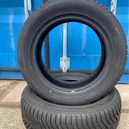 2x Yokohama W Drive 205 55 16 Winterbanden 7.5 mm 40 E pst