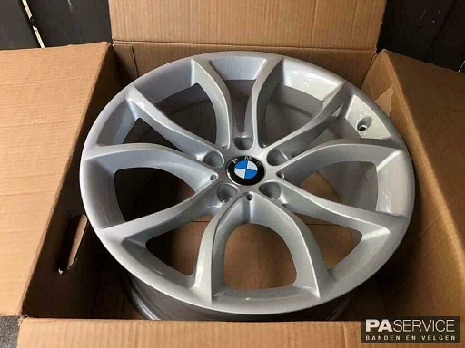 4x Nieuwe Originele 19 inch BMW X5 F15 X6 style 594 velgen
