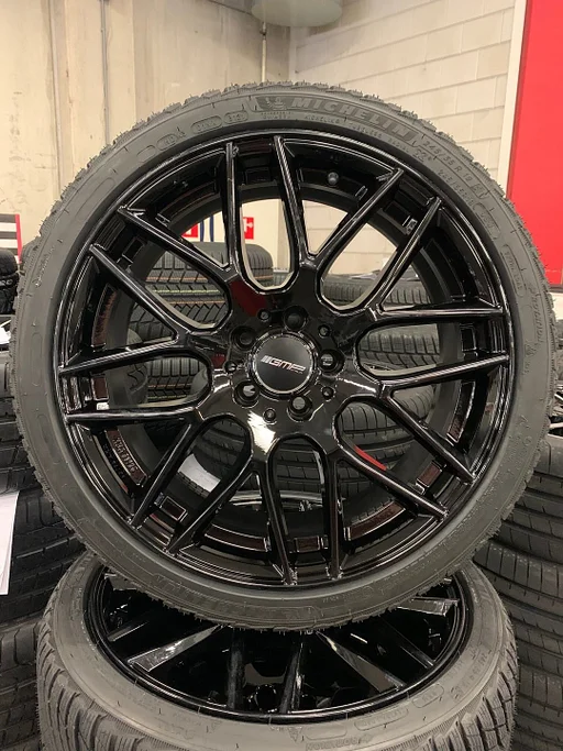 Nieuwe 23 inch GMP Berghem Gloss Black velgen voor Mercedes