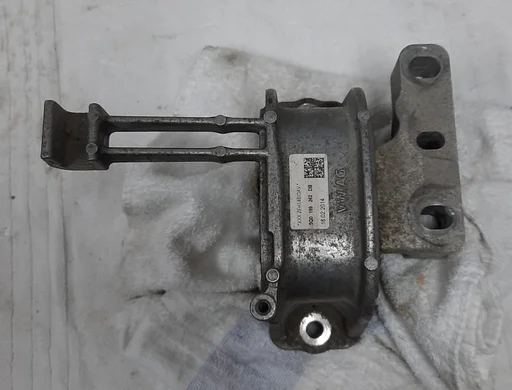 Motorsteun rechts VW Golf 7 Audi A3 8V 5Q0199262CP DB