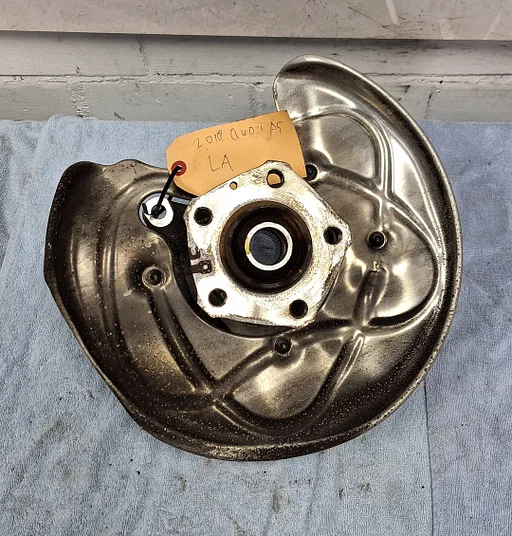 Fusee Audi A5 F5 S5 S4 A4 8W B9 4x4 links achter 8W0505435AA