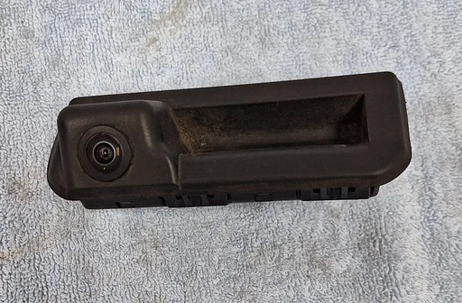 Achteruitrijcamera Audi A5 F5 8W8827566A achterklep opener.