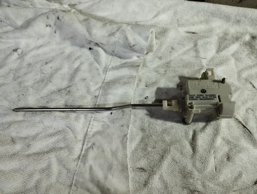 tankklepvergrendelingsmotor Volkswagen Golf 6 5K1 5K66810773A