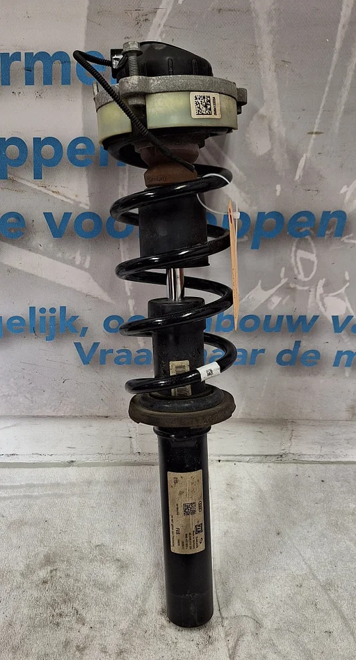 Audi A4 8W B9 A5 F5 Veerpoot rechts voor compleet 8W0413029L