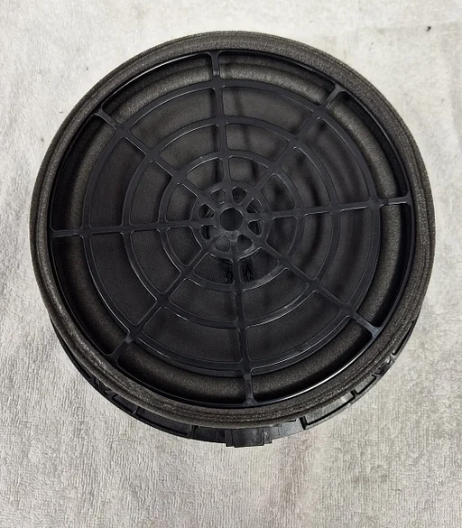 luidspreker Audi A4/A5 8W/F5 8W0035415 links of rechts voor.