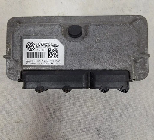 Ecu Motormanagement VW Polo 6R 03C906024CN 1.4 86pk CGGB