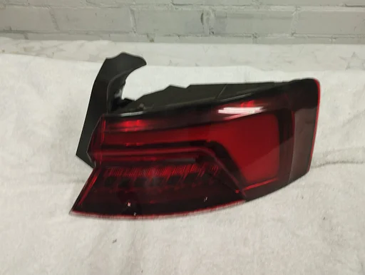 achterlicht rechts buiten Audi A5 F5A 8W6945092J dynamisch knipperlicht