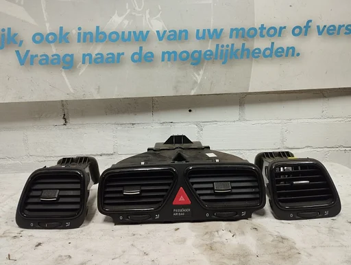 Luchtrooster set Volkswagen Sirocco 1Q0819735C/1Q0819710B/1Q0819709B