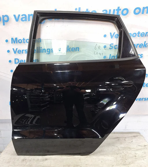 Deur Portier VW Polo 6R 6C links achter L041 in goede staat