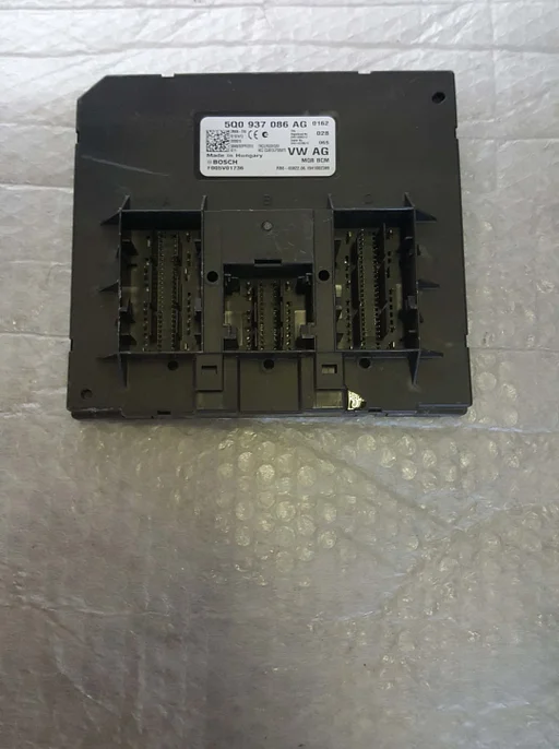 VW Golf 7 Sportsvan Boordnet. 5Q0937086AG
